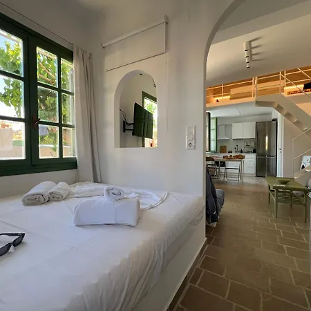 Two And An Arch - Ariadne And Aristeidis 아파트 레팀노