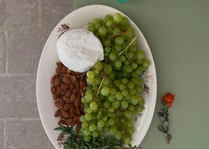 Two And An Arch - Ariadne And Aristeidis Ретимно