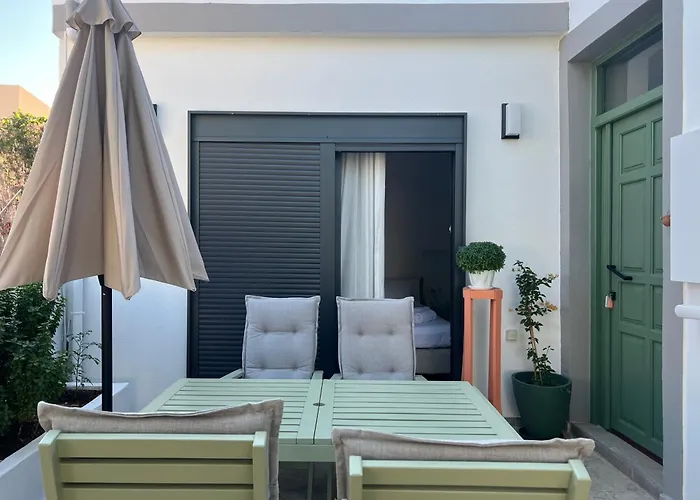 Apartment Two And An Arch - Ariadne And Aristeidis Rethymno